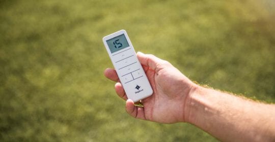 Zonwering elektrisch terrasscherm knikarmscherm