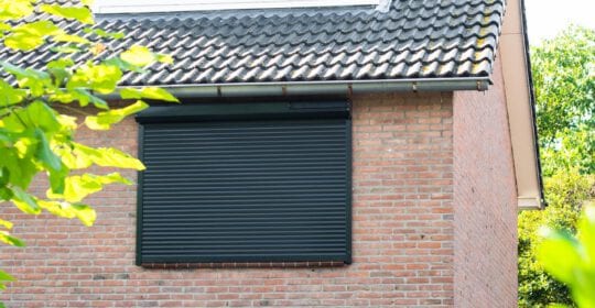rolluik rolluik op dakkapel