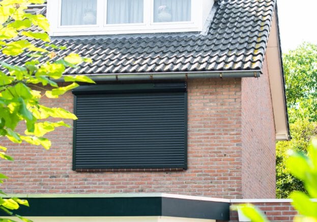 rolluik rolluik op dakkapel