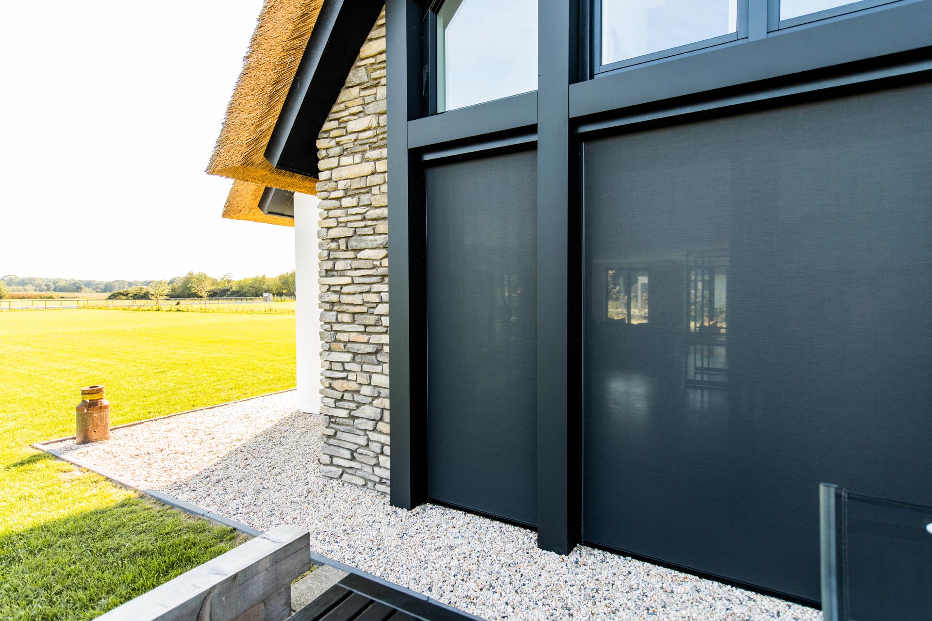 Screen zonwering/ zonwering op zonne-energie